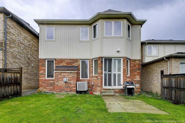 581 Snider Terr, House detached with 4 bedrooms, 3 bathrooms and 2 parking in Milton ON | Image 6