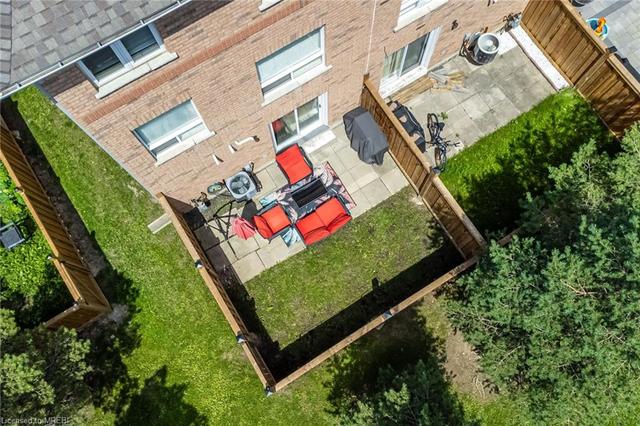 100 - 2 Clay Brick Court, House attached with 3 bedrooms, 1 bathrooms and 2 parking in Brampton ON | Image 28