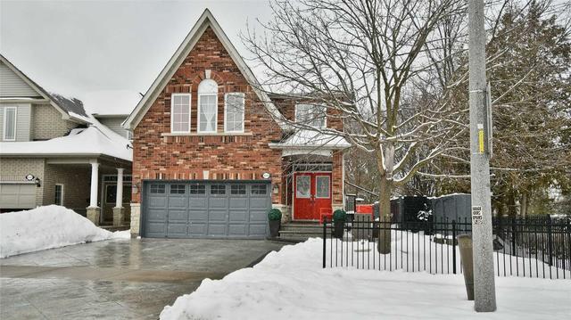 2034 Bloomfield Crt, House detached with 4 bedrooms, 4 bathrooms and 4 parking in Pickering ON | Image 1