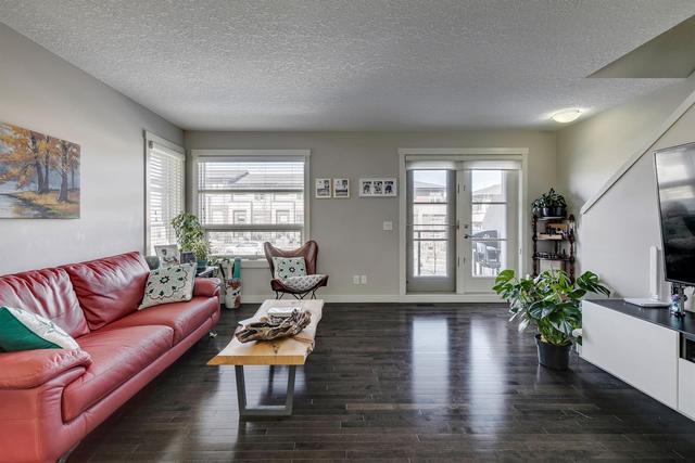 35 Aspen Hills Green Sw, Home with 2 bedrooms, 2 bathrooms and 2 parking in Calgary AB | Image 20