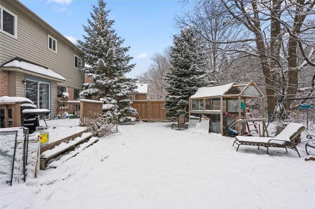 33 Montserrand St, House detached with 4 bedrooms, 3 bathrooms and 6 parking in Barrie ON | Image 14