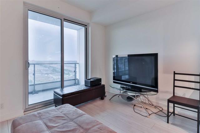 2615 - 950 Portage Pkwy, Condo with 2 bedrooms, 2 bathrooms and 0 parking in Vaughan ON | Image 5
