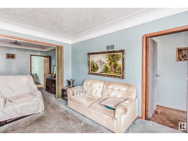 9547 103a Av Nw, Home with 0 bedrooms, 0 bathrooms and 4 parking in Edmonton AB | Image 7