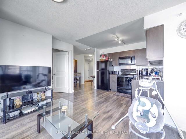 1505 - 30 Meadowglen Pl, Condo with 2 bedrooms, 2 bathrooms and 1 parking in Toronto ON | Image 17