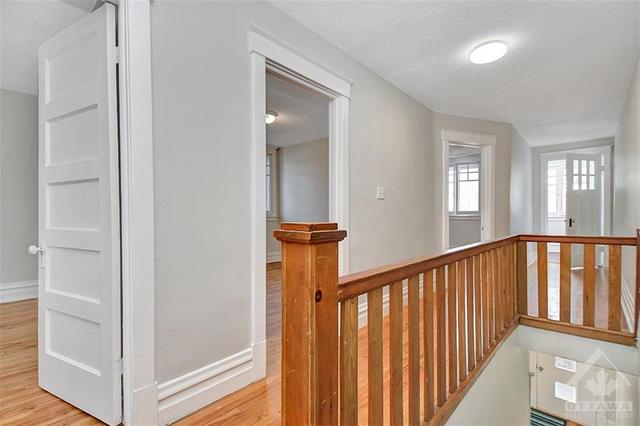 500 Parkdale Avenue, Home with 3 bedrooms, 2 bathrooms and 1 parking in Ottawa ON | Image 25