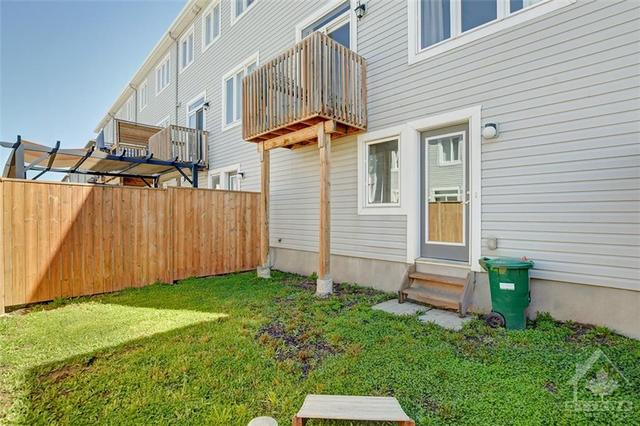 432 Meadowbreeze Drive, Townhouse with 4 bedrooms, 3 bathrooms and 2 parking in Ottawa ON | Image 29