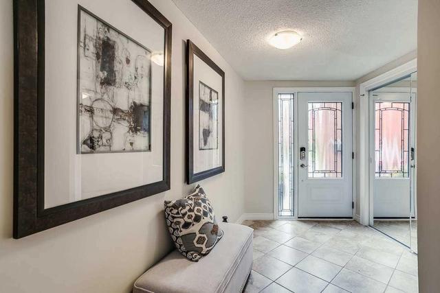 36 - 4156 Fieldgate Dr, Condo with 3 bedrooms, 3 bathrooms and 1 parking in Mississauga ON | Image 2