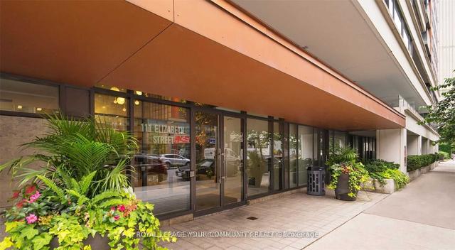 833 - 111 Elizabeth St, Condo with 2 bedrooms, 2 bathrooms and 1 parking in Toronto ON | Image 12