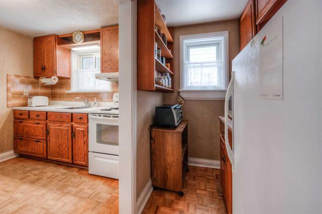 57 Belmont Ave E, House detached with 4 bedrooms, 3 bathrooms and 5 parking in Kitchener ON | Image 9