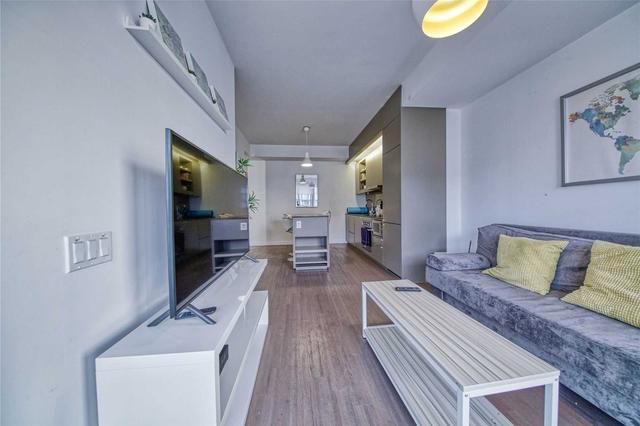 3601 - 101 Peter St, Condo with 1 bedrooms, 1 bathrooms and 0 parking in Toronto ON | Image 8