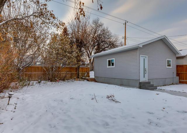 8611 7 Street Sw, House detached with 4 bedrooms, 3 bathrooms and 2 parking in Calgary AB | Image 49