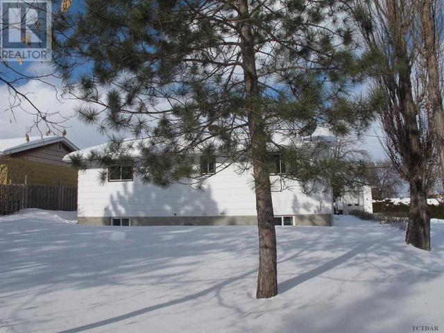 460 Albert St, House detached with 2 bedrooms, 2 bathrooms and 2 parking in Temiskaming Shores ON | Image 13