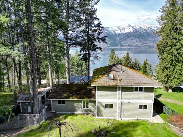 11110 Highway 3a, House detached with 3 bedrooms, 2 bathrooms and null parking in Central Kootenay A BC | Image 47
