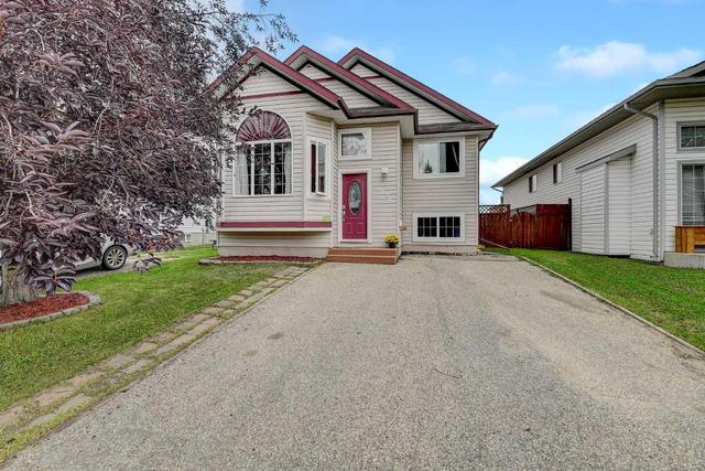 9020 63 Avenue, House detached with 4 bedrooms, 2 bathrooms and 2 parking in Grande Prairie AB | Image 31