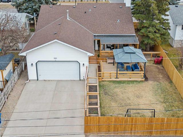 321 Main Street N, House detached with 5 bedrooms, 3 bathrooms and 4 parking in Airdrie AB | Image 6