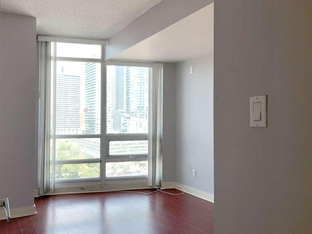 1808 - 397 Front St W, Condo with 1 bedrooms, 1 bathrooms and 1 parking in Toronto ON | Image 3