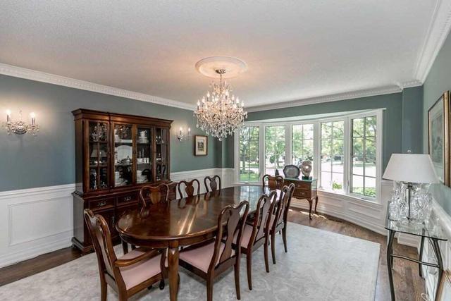 799 Landresse Crt, House detached with 4 bedrooms, 5 bathrooms and 6 parking in Newmarket ON | Image 4