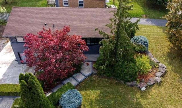 17 East Hampton Road, House detached with 6 bedrooms, 2 bathrooms and 2 parking in St. Catharines ON | Image 6