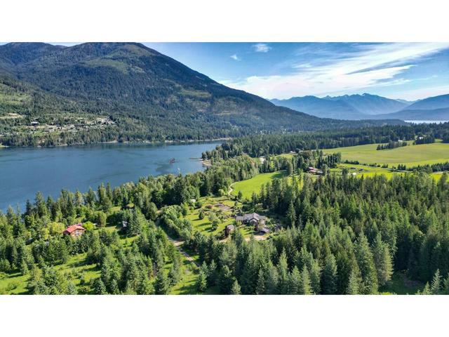 6890 Harrop Procter Road, House detached with 3 bedrooms, 3 bathrooms and 8 parking in Central Kootenay E BC | Image 53