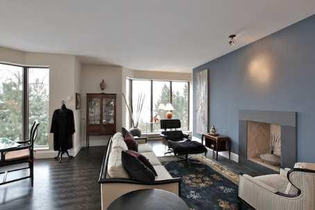404 - 70 Rosehill Ave, Condo with 2 bedrooms, 3 bathrooms and 2 parking in Toronto ON | Image 3