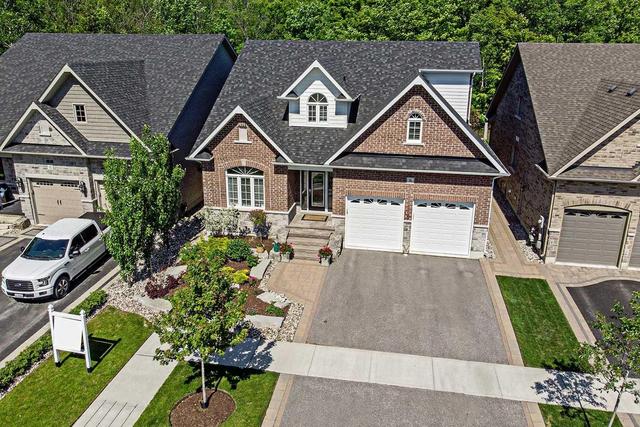 96 Holyrod Dr, House detached with 3 bedrooms, 4 bathrooms and 4 parking in Clarington ON | Image 1