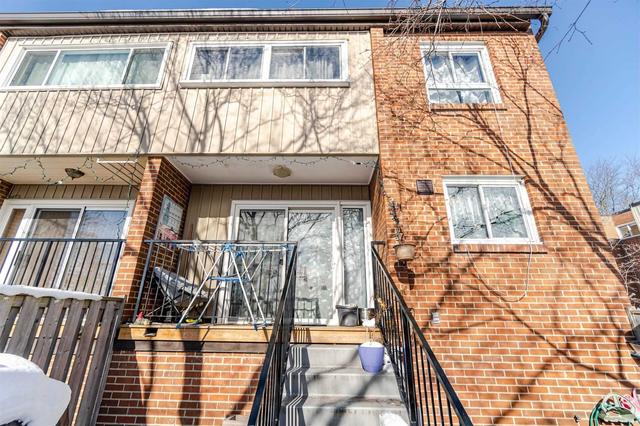 61 - 400 Bloor St, Townhouse with 3 bedrooms, 2 bathrooms and 2 parking in Mississauga ON | Image 25