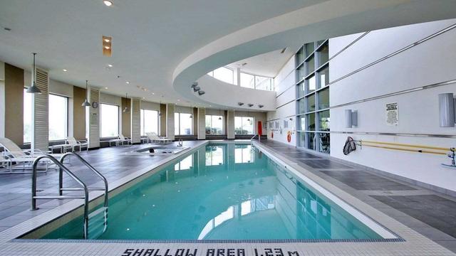 2110 - 38 Lee Centre Dr, Condo with 2 bedrooms, 1 bathrooms and 1 parking in Toronto ON | Image 15