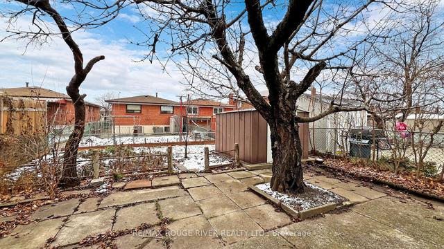 106 Picaro Dr, House semidetached with 3 bedrooms, 2 bathrooms and 2 parking in Toronto ON | Image 33