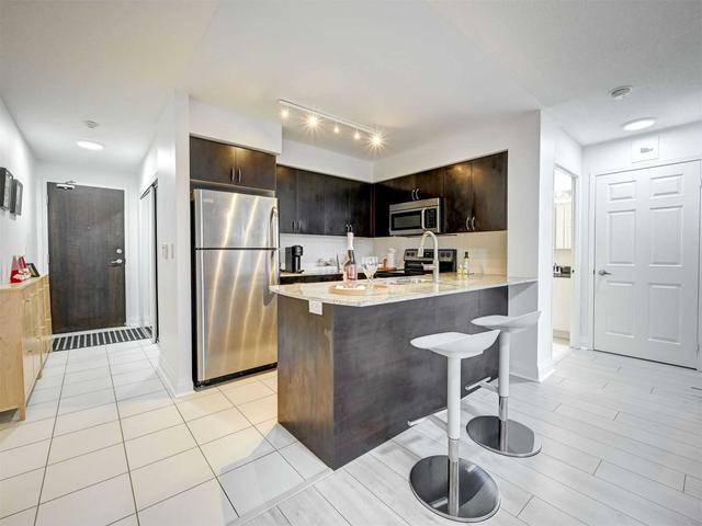 1001 - 75 King William Cres, Condo with 1 bedrooms, 1 bathrooms and 1 parking in Richmond Hill ON | Image 3