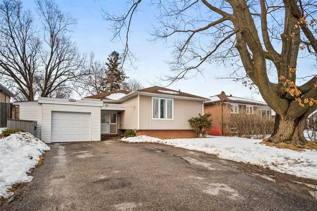 837 Naroch Blvd, House detached with 4 bedrooms, 3 bathrooms and 5 parking in Pickering ON | Image 1