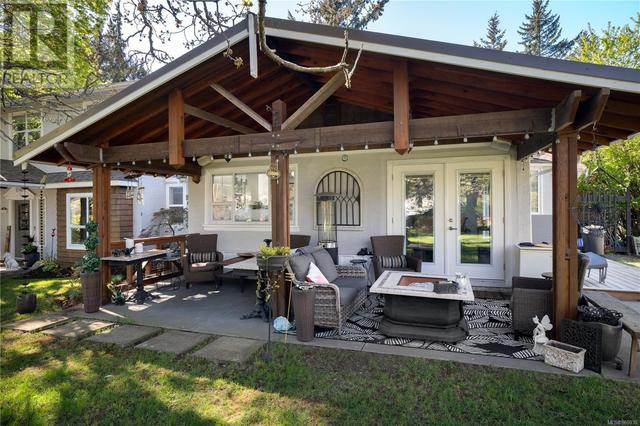635 Kildew Rd, House detached with 4 bedrooms, 3 bathrooms and 8 parking in Colwood BC | Image 30