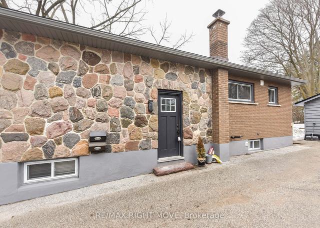 486 Gill St S, House detached with 5 bedrooms, 2 bathrooms and 9 parking in Orillia ON | Image 31
