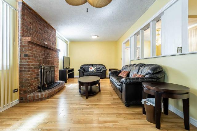 80 Gray Ave, House detached with 4 bedrooms, 3 bathrooms and 5 parking in Toronto ON | Image 7