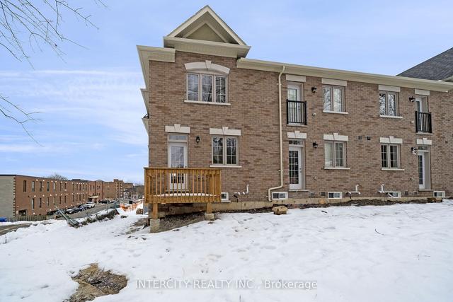 30 - 68 First St, House attached with 3 bedrooms, 3 bathrooms and 2 parking in Orangeville ON | Image 22
