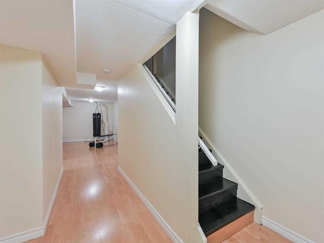 24 Lancewood Cres, Townhouse with 3 bedrooms, 4 bathrooms and 2 parking in Brampton ON | Image 27