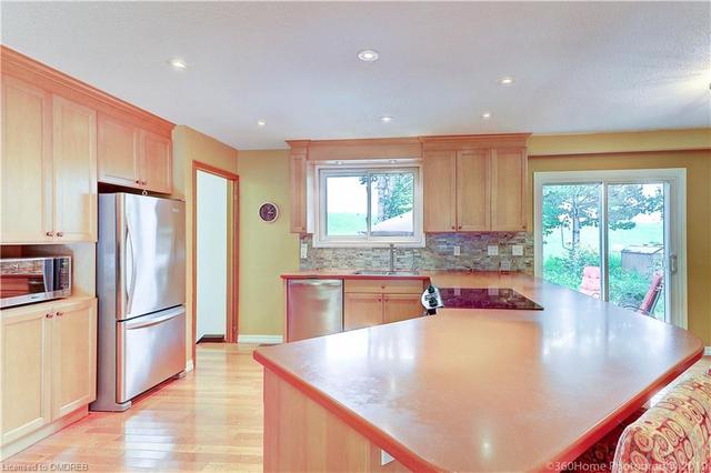 8567 Esquesing Line, House detached with 3 bedrooms, 2 bathrooms and 7 parking in Milton ON | Image 6
