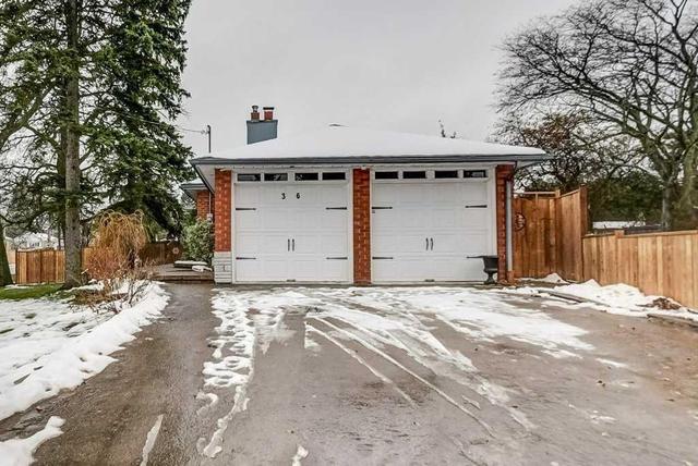 36 Mcnab Blvd, House detached with 3 bedrooms, 1 bathrooms and 1 parking in Toronto ON | Image 13