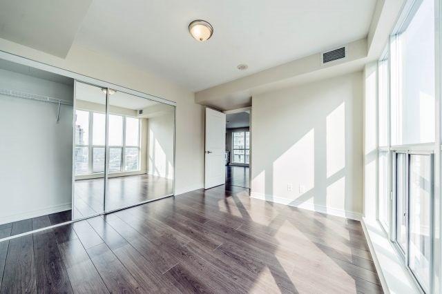 2808 - 50 Town Centre Crt, Condo with 1 bedrooms, 1 bathrooms and 1 parking in Toronto ON | Image 9