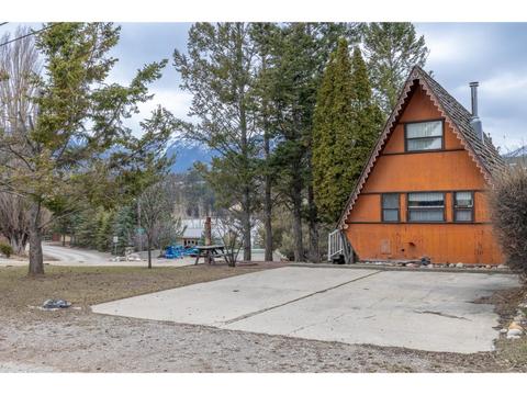 1742 2nd Avenue, Invermere, BC, V0A1K4 | Card Image