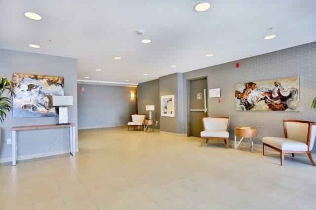 401 - 5020 Corporate Dr, Condo with 1 bedrooms, 1 bathrooms and 1 parking in Burlington ON | Image 4