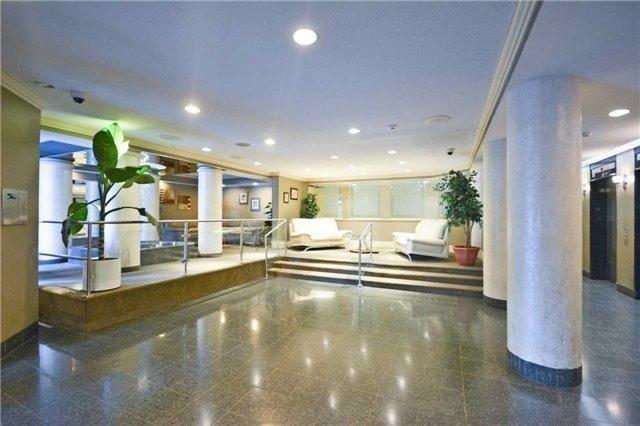 1003 - 7460 Bathurst St W, Condo with 2 bedrooms, 2 bathrooms and 1 parking in Vaughan ON | Image 4