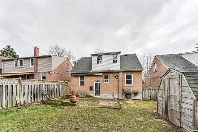 40 Holland Ave, House detached with 3 bedrooms, 2 bathrooms and 2 parking in Toronto ON | Image 26