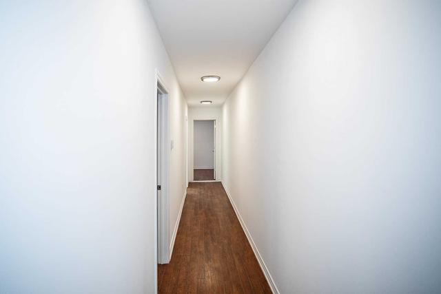 2nd flr - 1116 College St, House attached with 3 bedrooms, 2 bathrooms and 0 parking in Toronto ON | Image 3