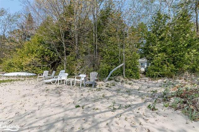 160 Tiny Beaches Road N, House detached with 2 bedrooms, 1 bathrooms and null parking in Tiny ON | Image 16