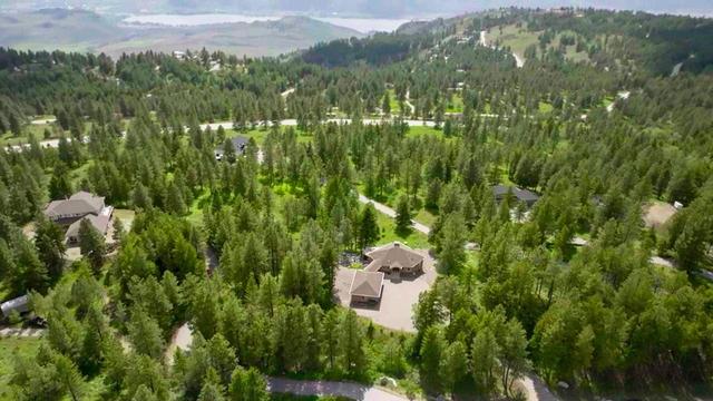 200 Sasquatch Trail, House detached with 3 bedrooms, 2 bathrooms and 4 parking in Okanagan Similkameen A BC | Image 36
