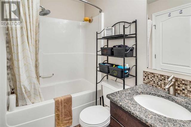 Bathroom with In-Suite Laundry | Image 13