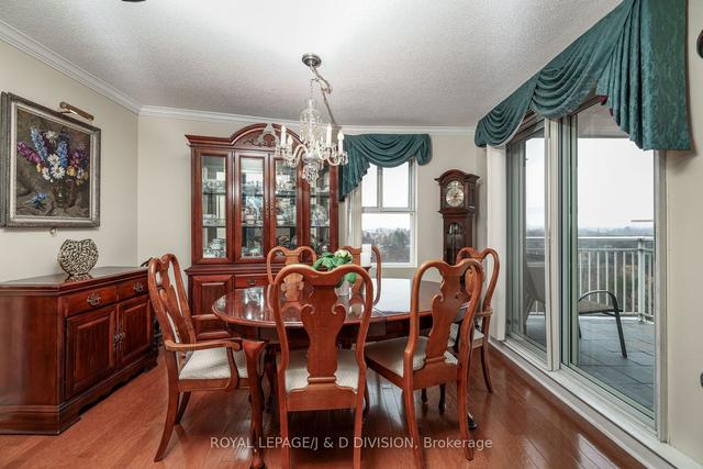 528 - 18 Concorde Pl, Condo with 2 bedrooms, 2 bathrooms and 2 parking in Toronto ON | Image 32