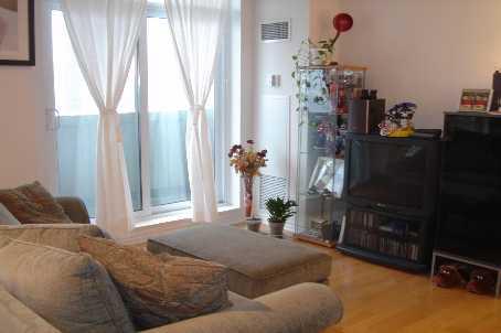 lph-4 - 410 Queens Quay W, Condo with 1 bedrooms, 2 bathrooms and 1 parking in Toronto ON | Image 6