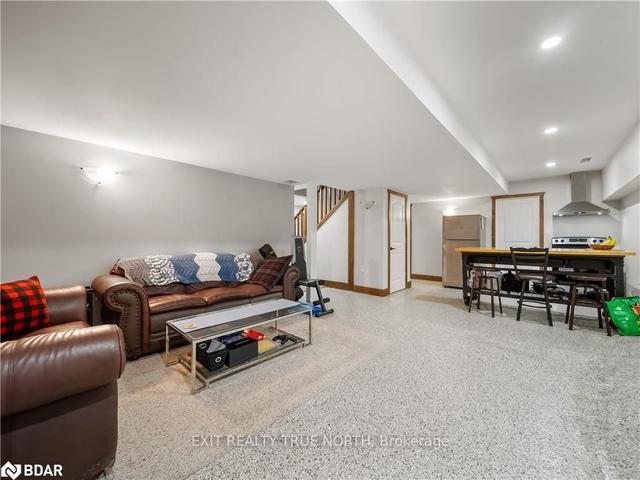 840 Manitoba St, House detached with 4 bedrooms, 4 bathrooms and 9 parking in Bracebridge ON | Image 22
