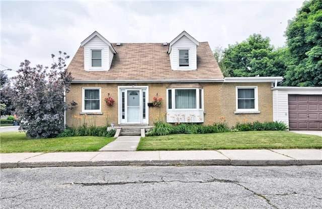 26 Holland Ave, House detached with 3 bedrooms, 2 bathrooms and 2 parking in Toronto ON | Image 1
